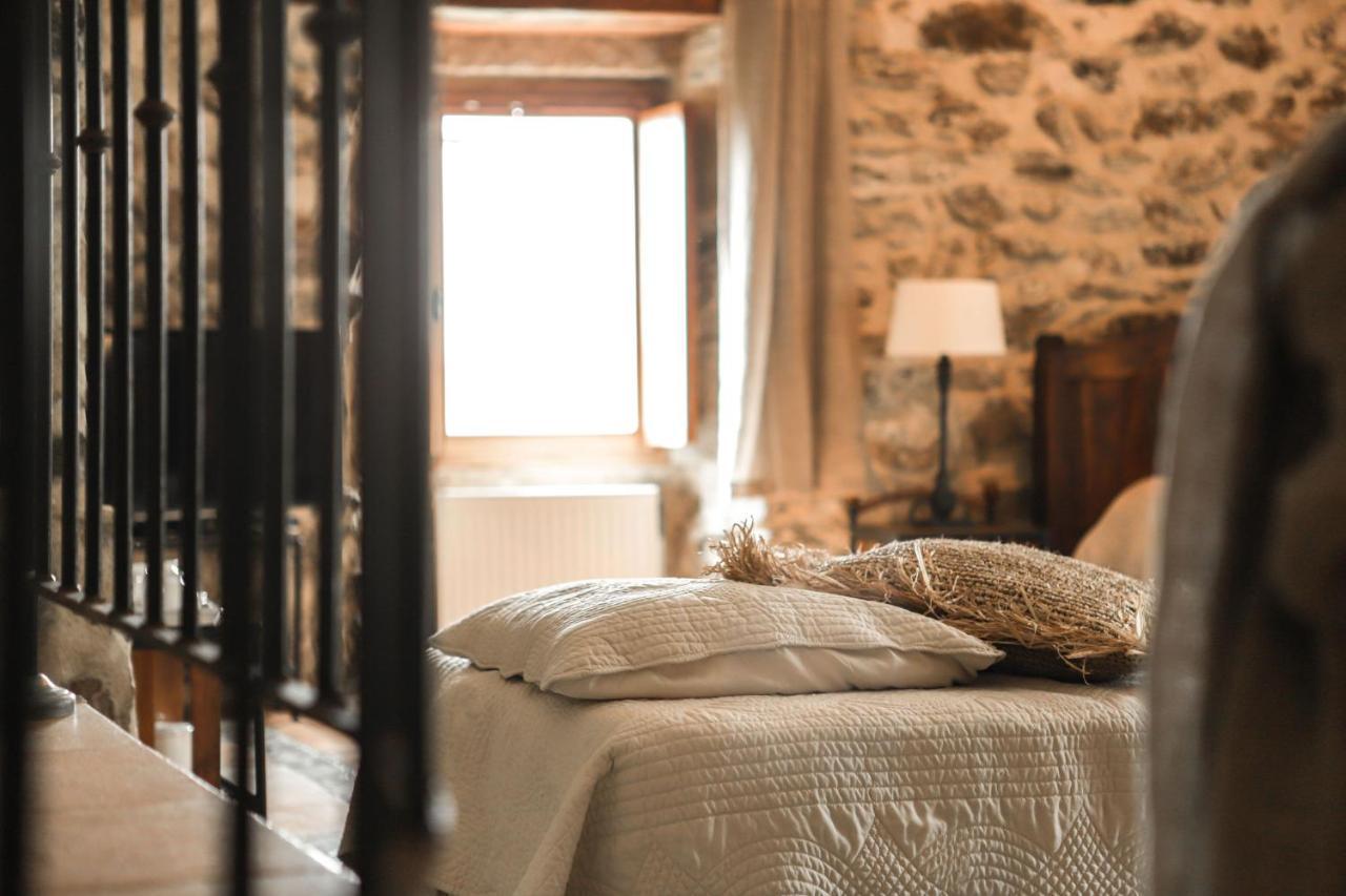 Maison D'Hotes Le Hameau De La Mure Saint-Laurent-du-Pape Екстер'єр фото